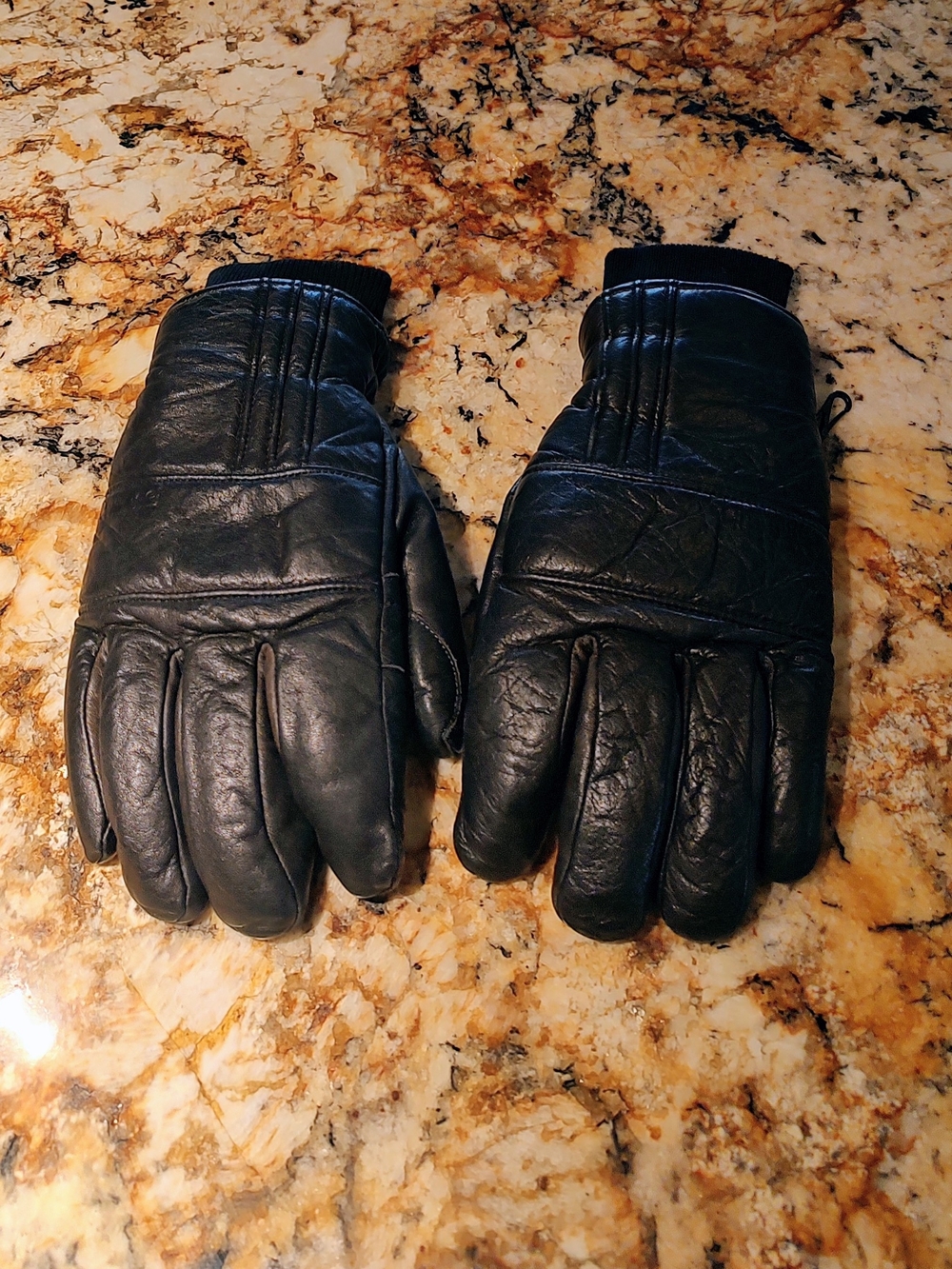 Men's Black Leather Winter Gloves - Classic Style
